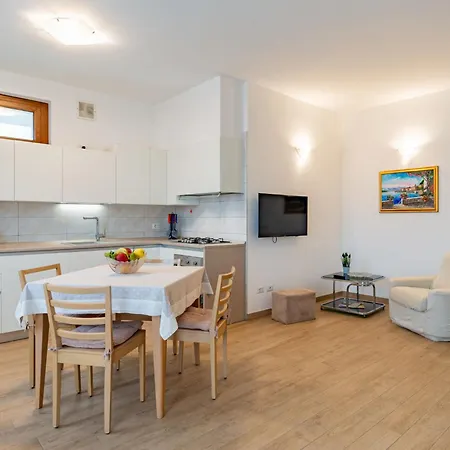 Apartment Syria By Interhome